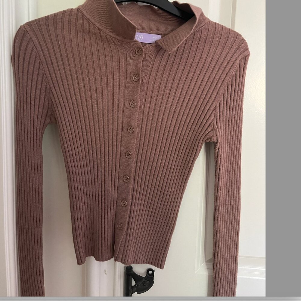 long sleeve ribbed buttoned shirt